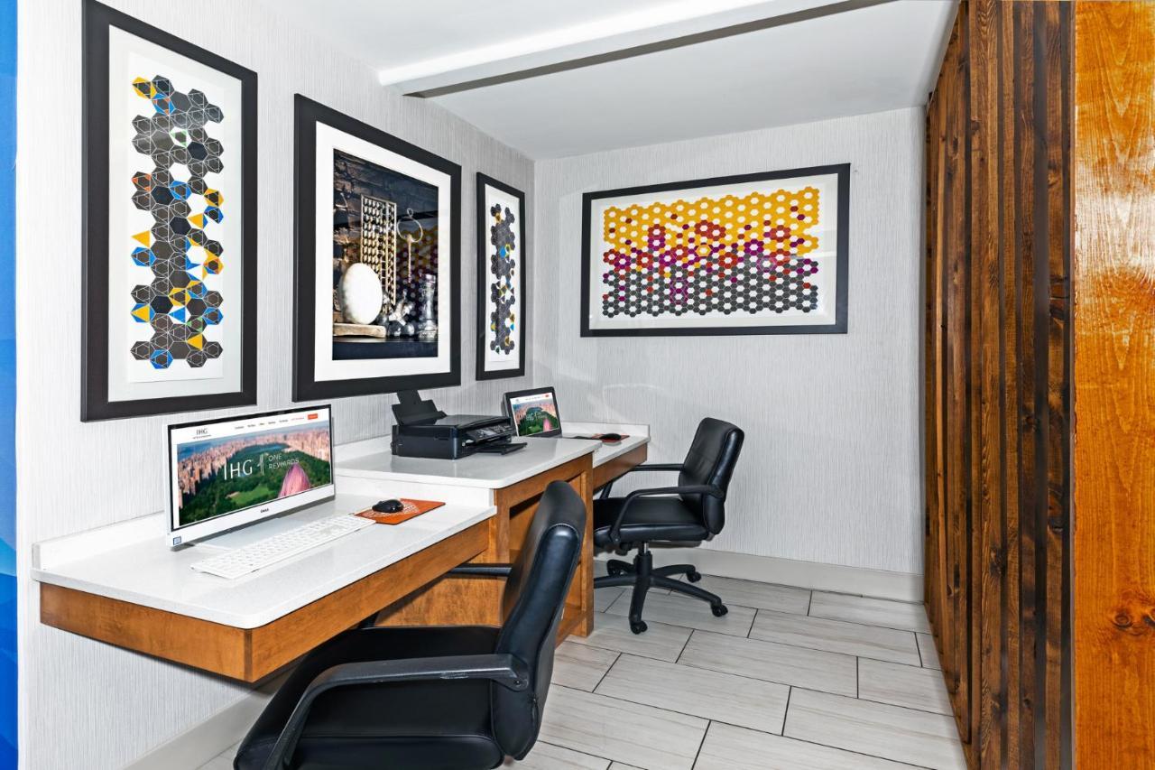Holiday Inn Express & Suites Lafayette South By Ihg Eksteriør bilde