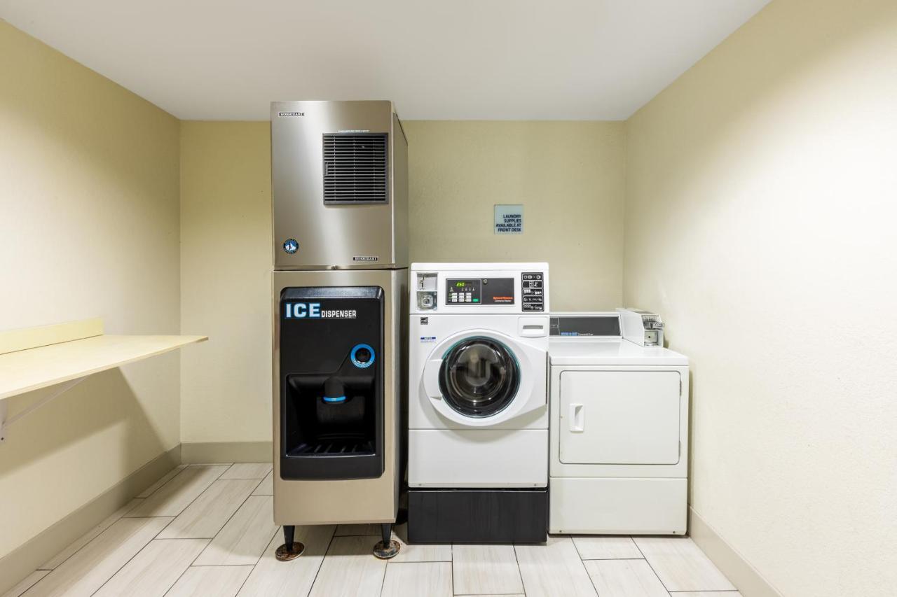 Holiday Inn Express & Suites Lafayette South By Ihg Eksteriør bilde