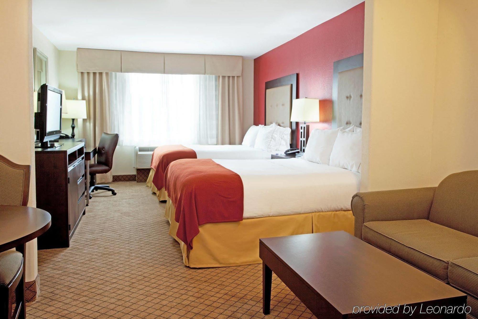 Holiday Inn Express & Suites Lafayette South By Ihg Rom bilde